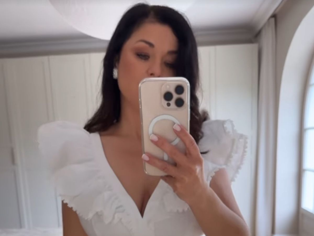 Katarzyna Cichopek w białej kreacji