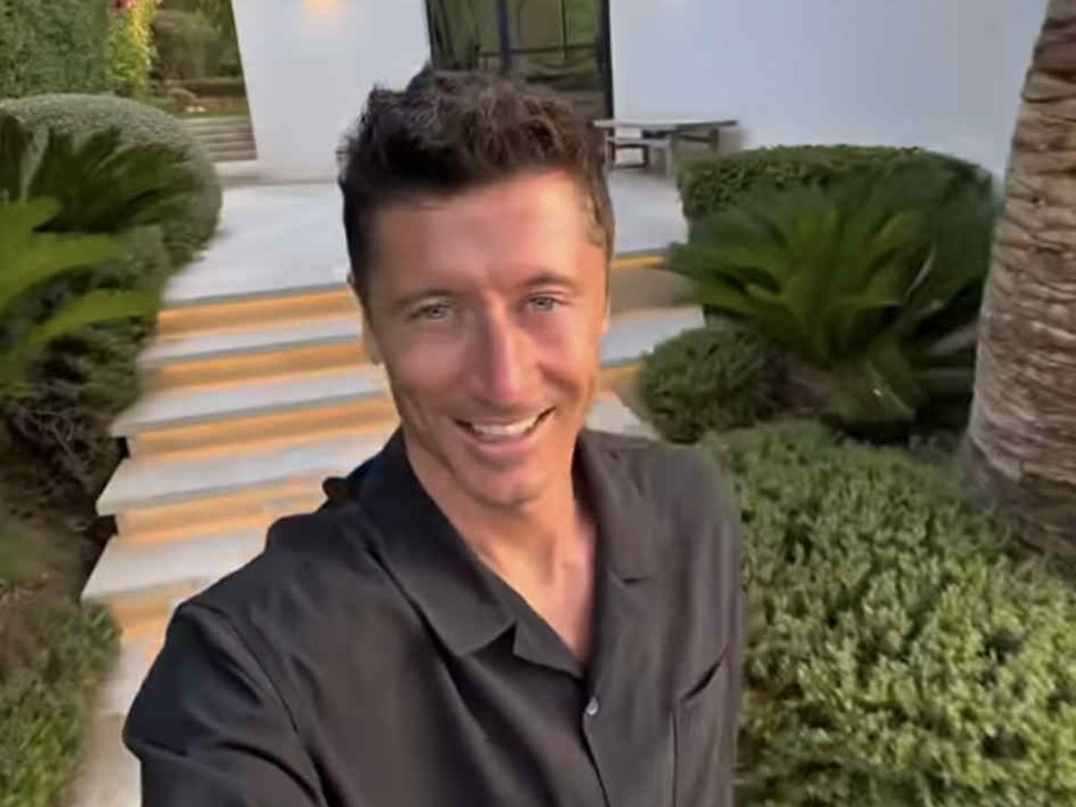 Robert Lewandowski przeszedł metamorfozę. Na nowym zdjęciu jest nie do poznania