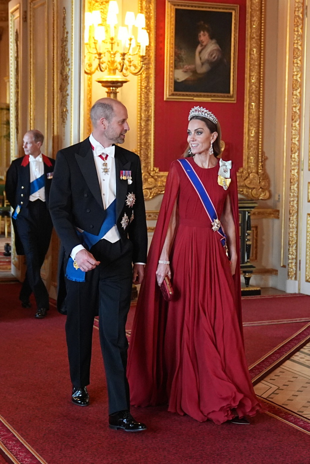 Księżna Kate i książę William podczas wizyty prezydenta Macrona z wizytą w Wielkiej Brytanii