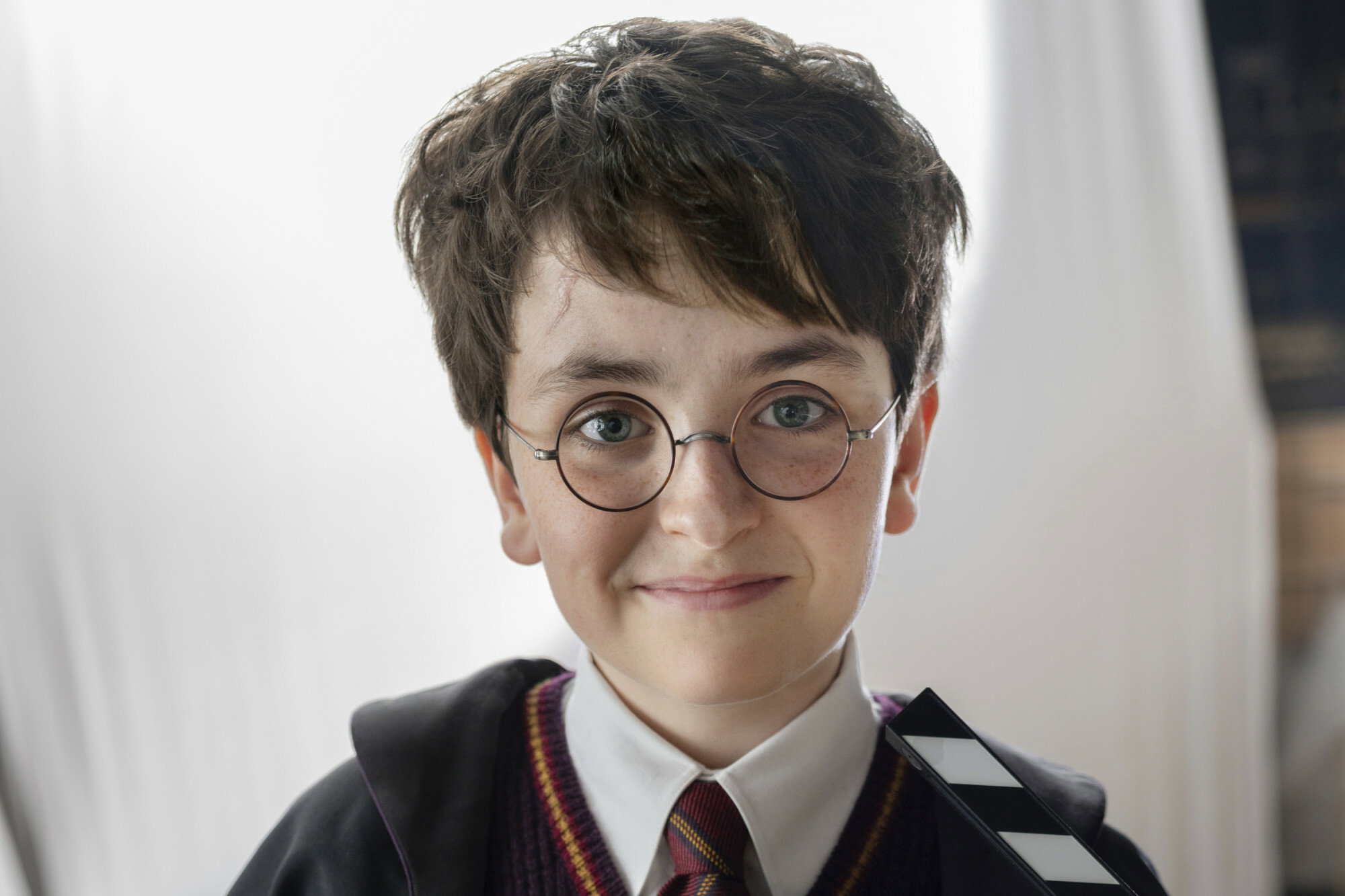 Nowy serial Harry Potter już powstaje! Internauci zachwyceni zdjęciami i obsadą