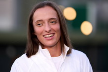 Iga Świątek królową Wimbledonu! LEGO zaskoczyło ją niezwykłym prezentem