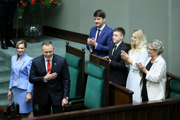 Daniel Nawrocki, Antoni Nawrocki, Nina Nawrocka i Elżbieta Nawrocka podczas zaprzysiężenia Karola Nawrockiego