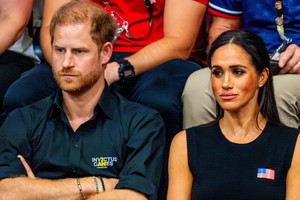Książę Harry w ogniu oskarżeń: zaprzecza bójce z księciem Andrzejem!