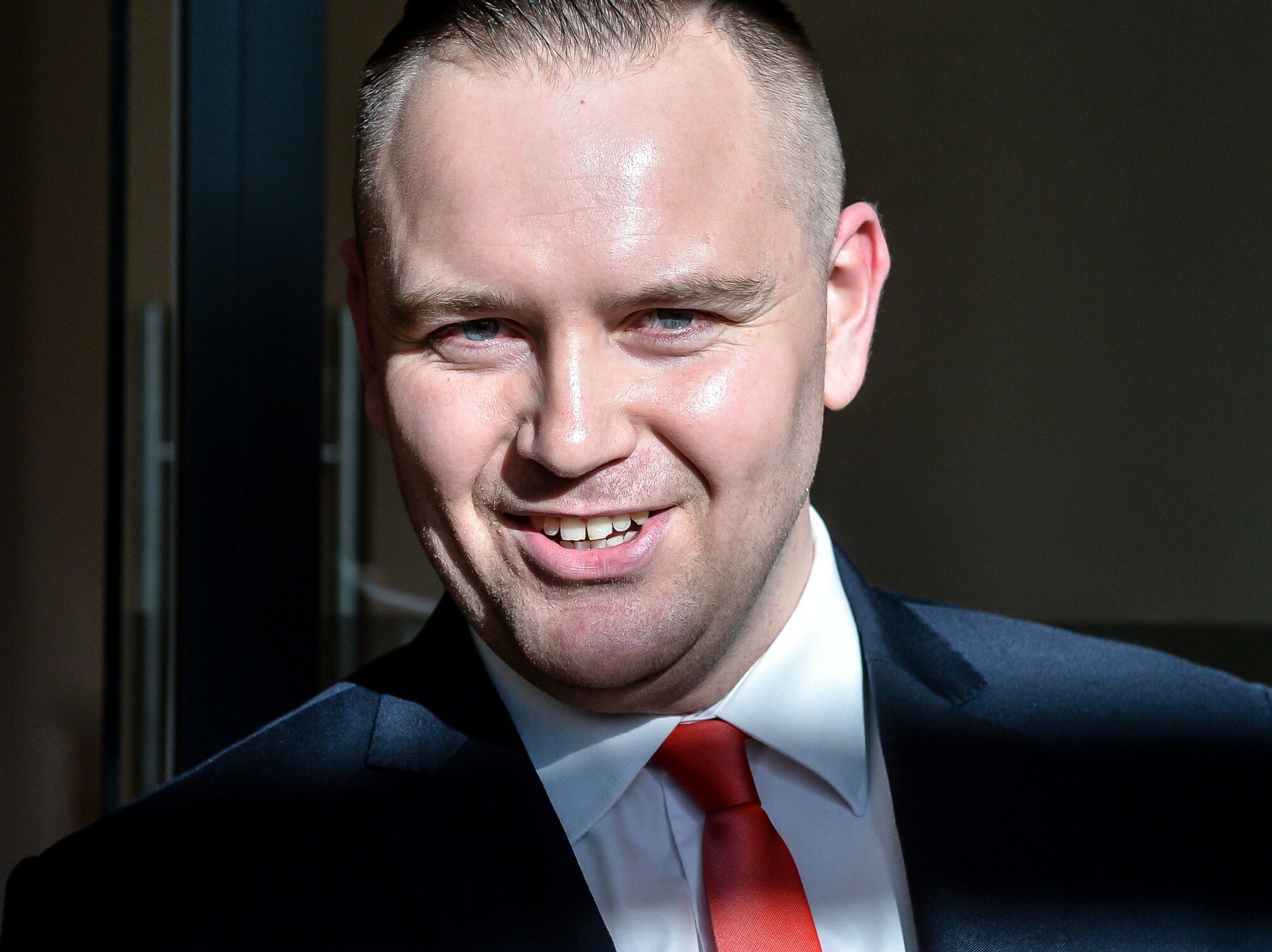 Metamorfoza Karola Nawrockiego. Tak wyglądał przed laty
