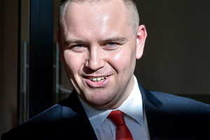 Metamorfoza Karola Nawrockiego. Tak wyglądał przed laty