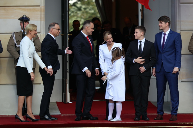 Kasia Nawrocka skradła show podczas zaprzysiężenia! Internauci ją pokochali