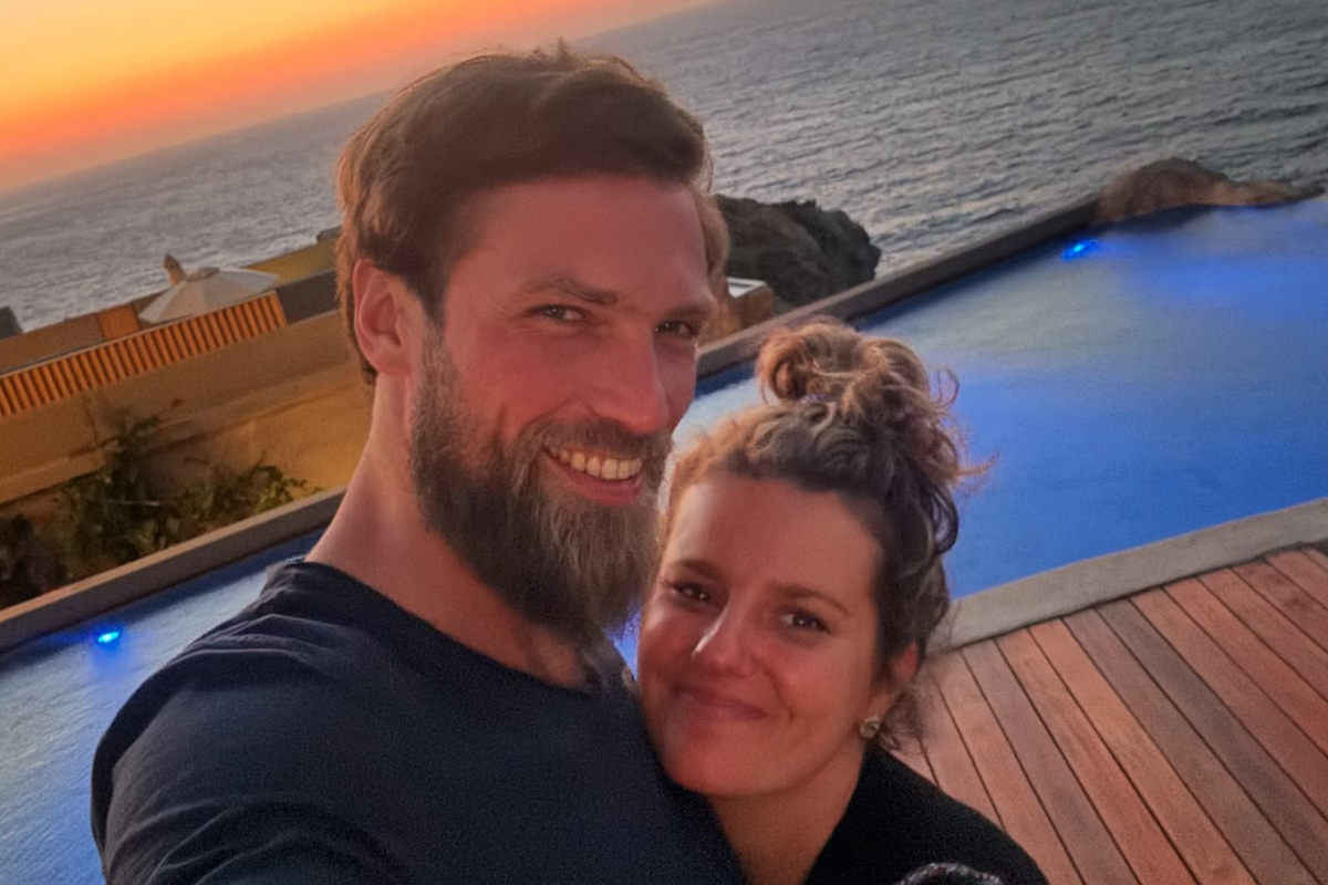 Zofia Zborowska i Andrzej Wrona pod osłoną nocy przekazali radosne wieści. Fani ruszyli z gratulacjami