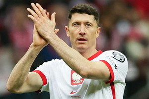 Robert Lewandowski chce wrócić do reprezentacji. Urban: "Zrobiliśmy krok do przodu"