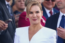 Karol Nawrocki z synami na meczu Lechii Gdańsk. Marta Nawrocka nie pozostała obojętna