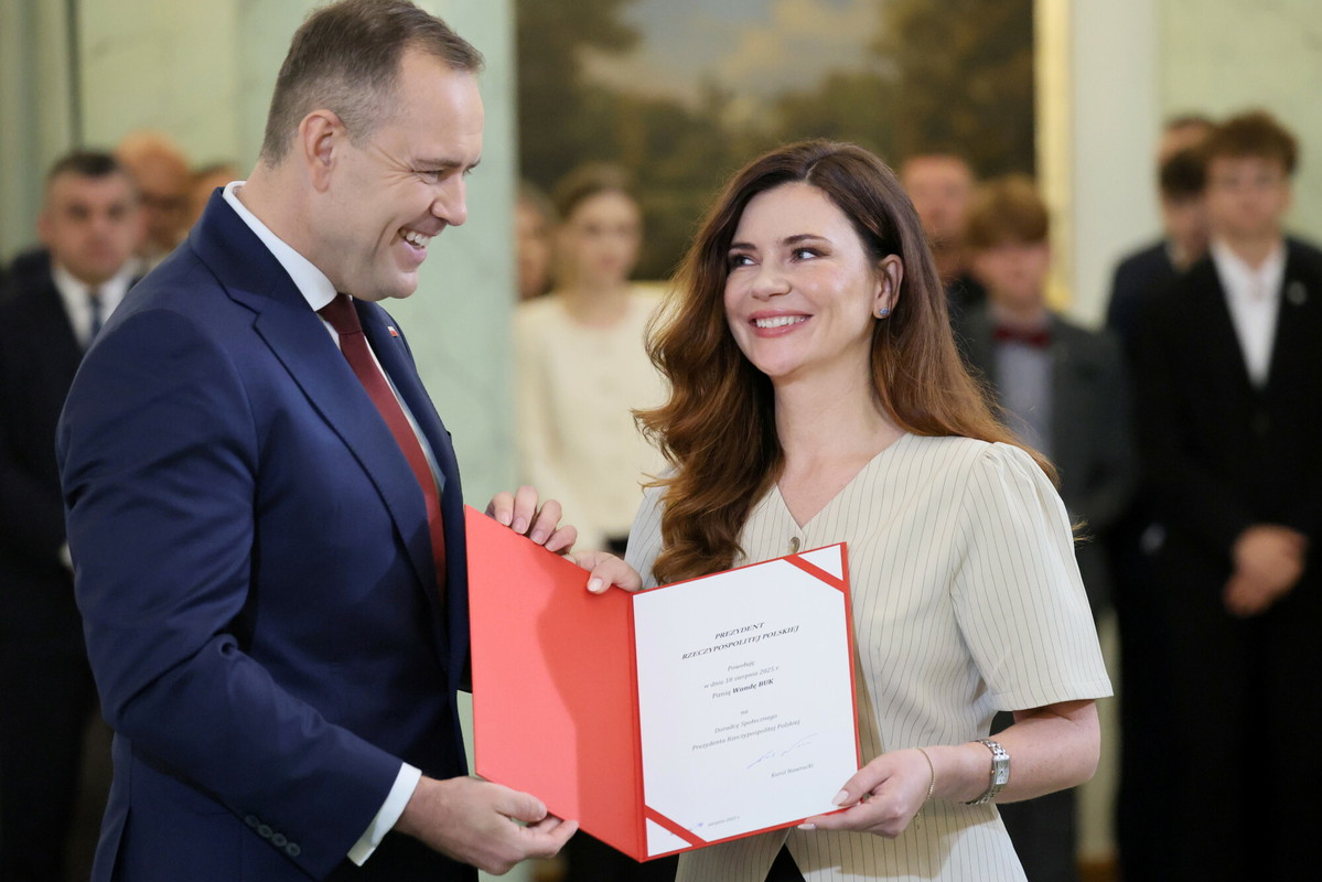 Wanda Buk i ślub z ministrem! Kim jest kobieta z politycznego szczytu?