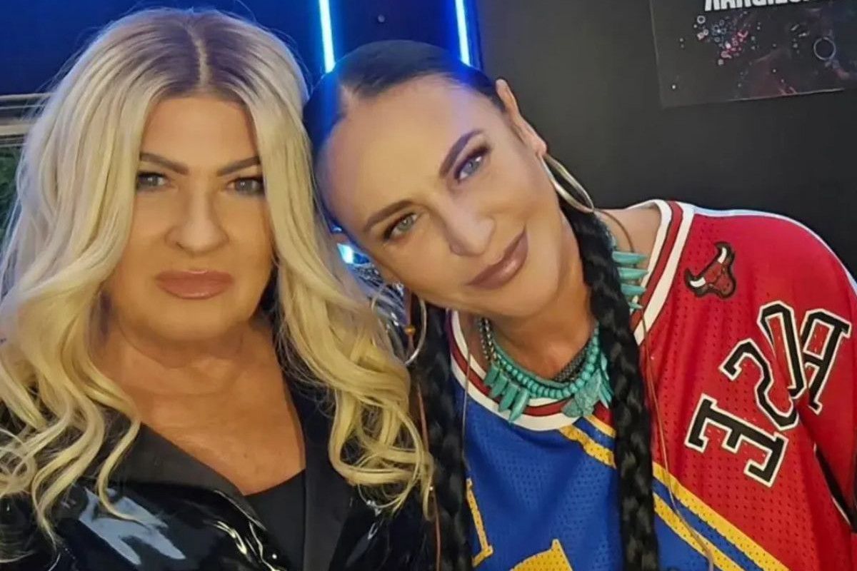 Kayah zalana łzami pod sceną