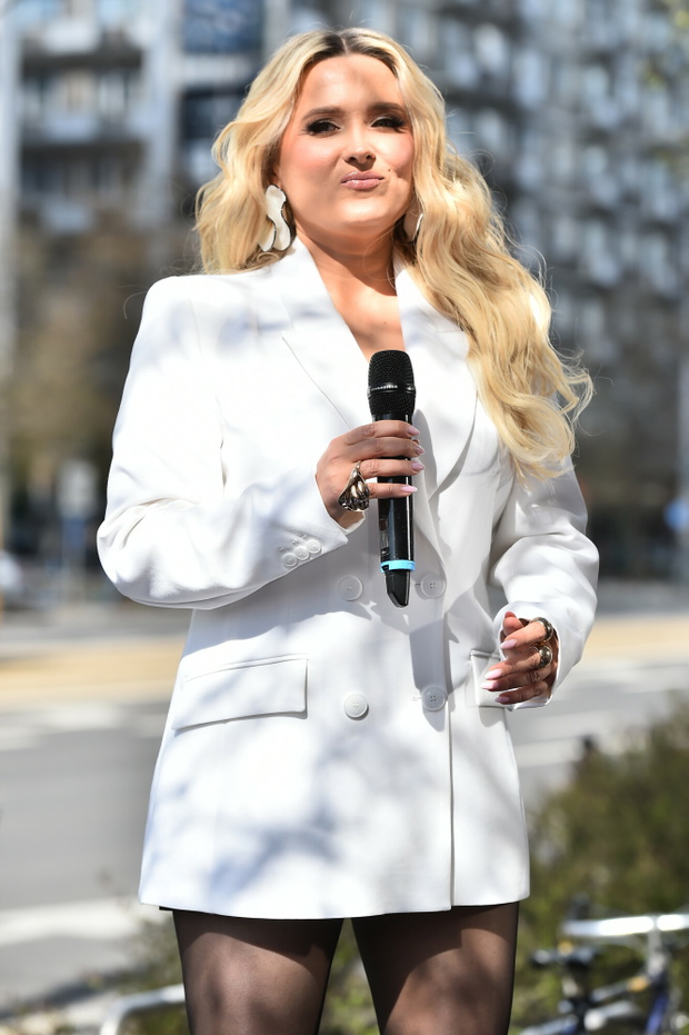 Gosia Andrzejewicz
