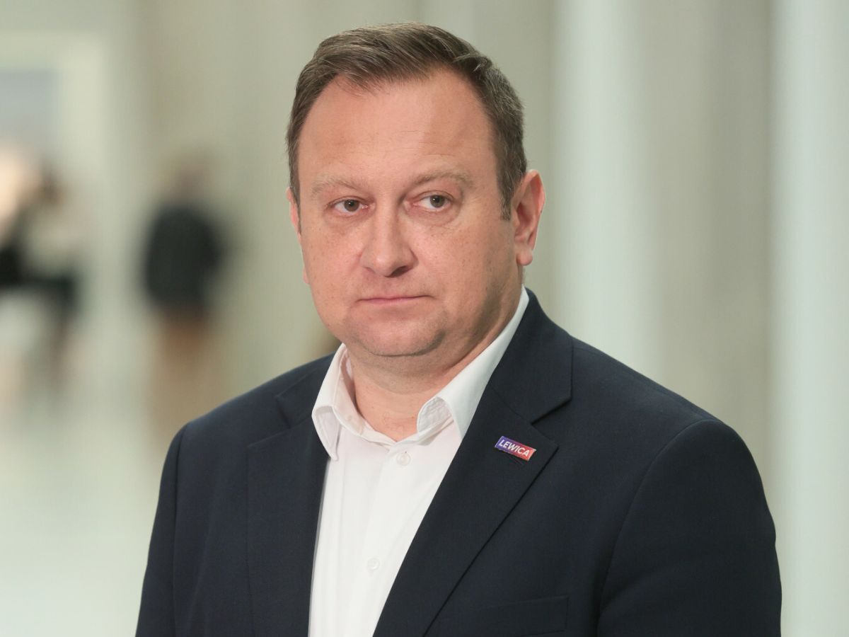 Znany polityk już po ślubie. Pokazał zdjęcia z uroczystości