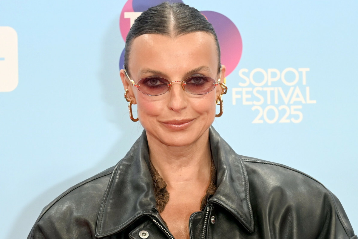 Kiedyś obciach, dziś synonim estetyki "french chic". Kasia Sokołowska już pokochała ten trend