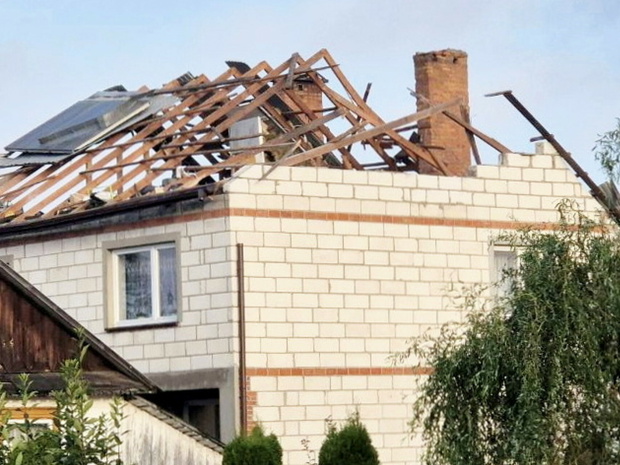 To ich dom zniszczył rosyjski dron. Zdążyli wstać i zejść na dół