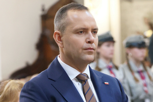 Karol Nawrocki dowiedział się o dronie nad Belwederem z social mediów! "Nad budynkiem, w którym przebywa moja rodzina"