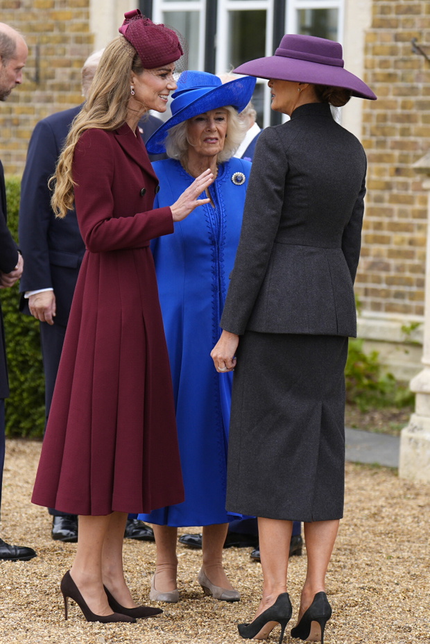 Szokująca scena z królową Kamilą i Kate Middleton! Gest, który rozpalił internet