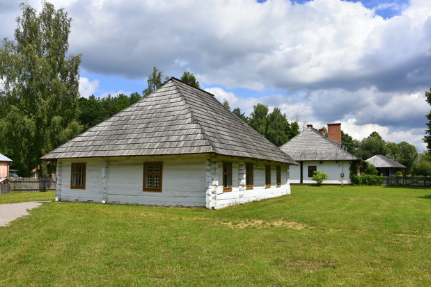 Tam kręcono serial „1670”. Muzeum Kultury Ludowej w Kolbuszowej