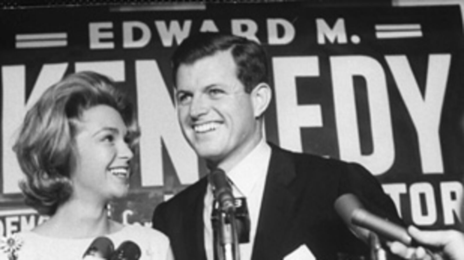 Joan Bennett Kennedy nie żyje