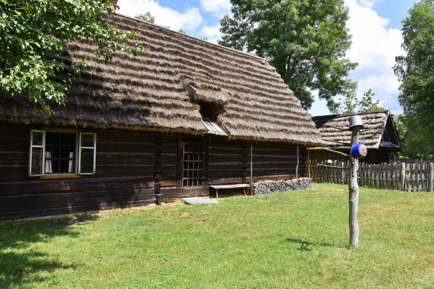 Tam kręcono serial „1670”. Muzeum Kultury Ludowej w Kolbuszowej