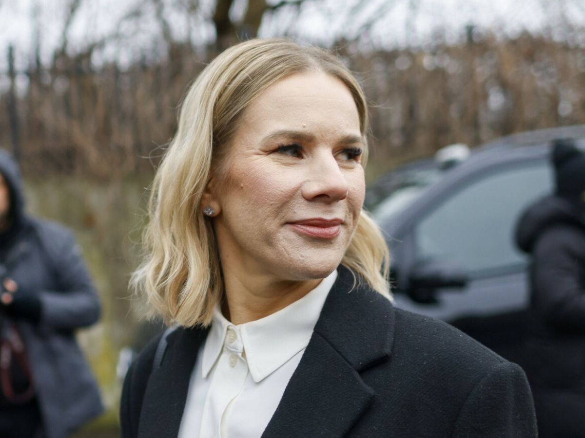 Marta Nawrocka pokazała nowe zdjęcia, a fani patrzą na jej stylizację
