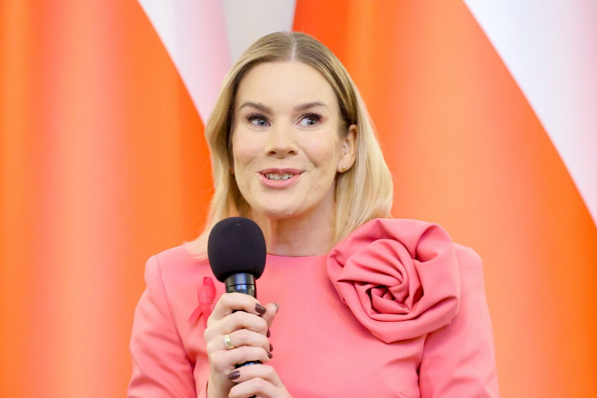 Oficjalny komunikat Marty Nawrockiej wywołał lawinę komentarzy. Stało się po dwóch miesiącach