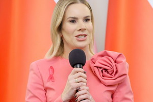 Marta Nawrocka cała w różu podczas spotkania w Pałacu Prezydenckim