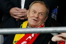 Skandal na meczu Polska–Litwa! Donald Tusk wyzywany przez kibiców