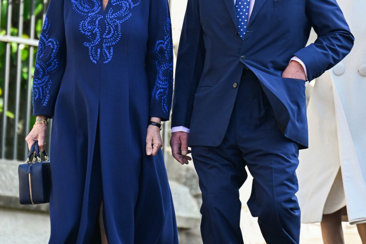 Król Karol i królowa małżonka Camilla zaliczyli wpadkę