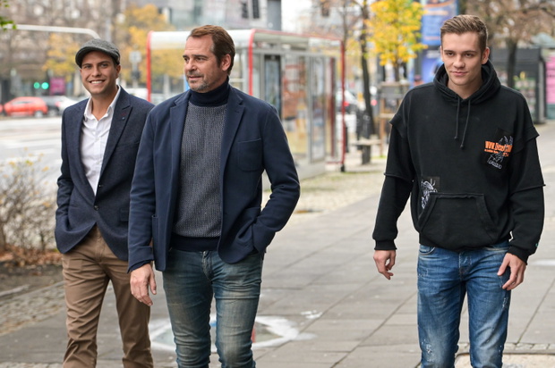 2022.10.23 WarszawaPawel Delag z synamiFOT WIN/AF EOS