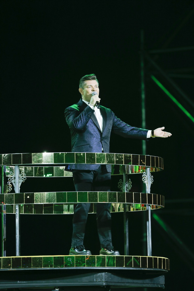 scena z: Zenon Martyniuk, SK:, , fot. Podlewski/AKPA