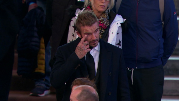 David Beckham ?egna si? z królow? El?biet? II