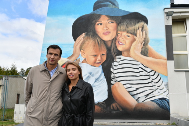 Mural po?wi?cony Annie Przybylskiej w Gdyni