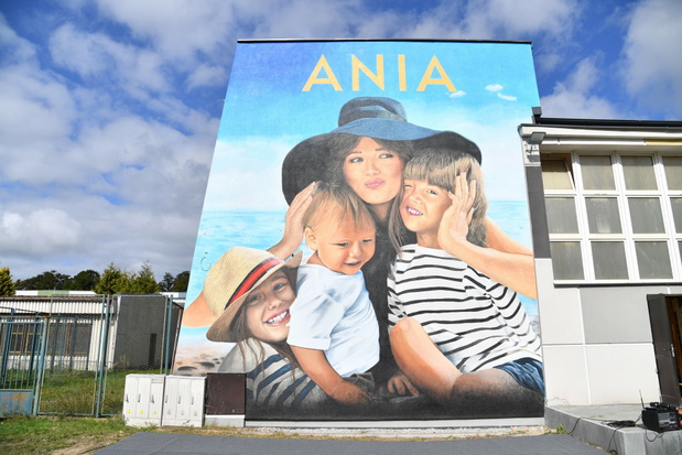 Mural po?wi?cony Annie Przybylskiej w Gdyni