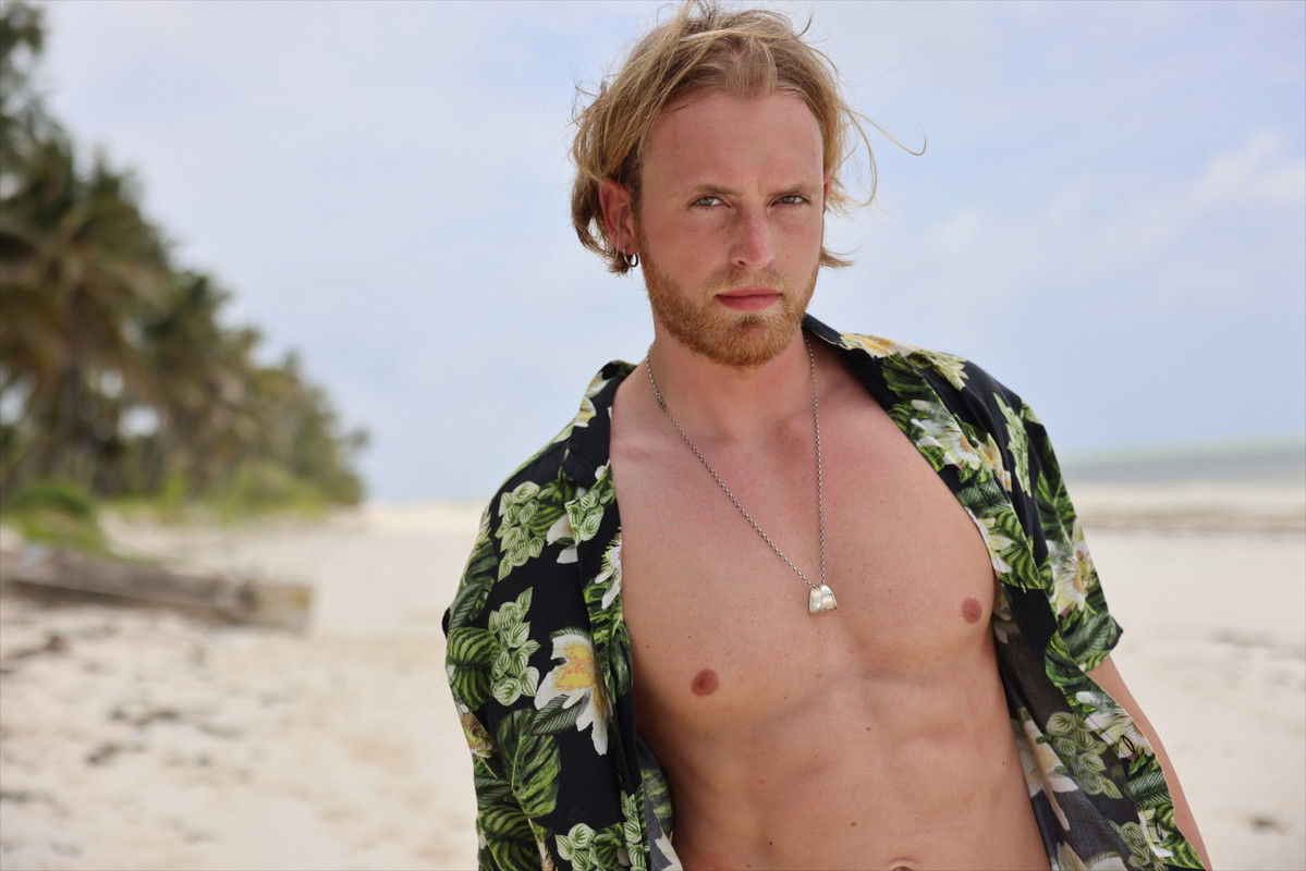 "Hotel Paradise 4": kim jest Giovanni Esposito?