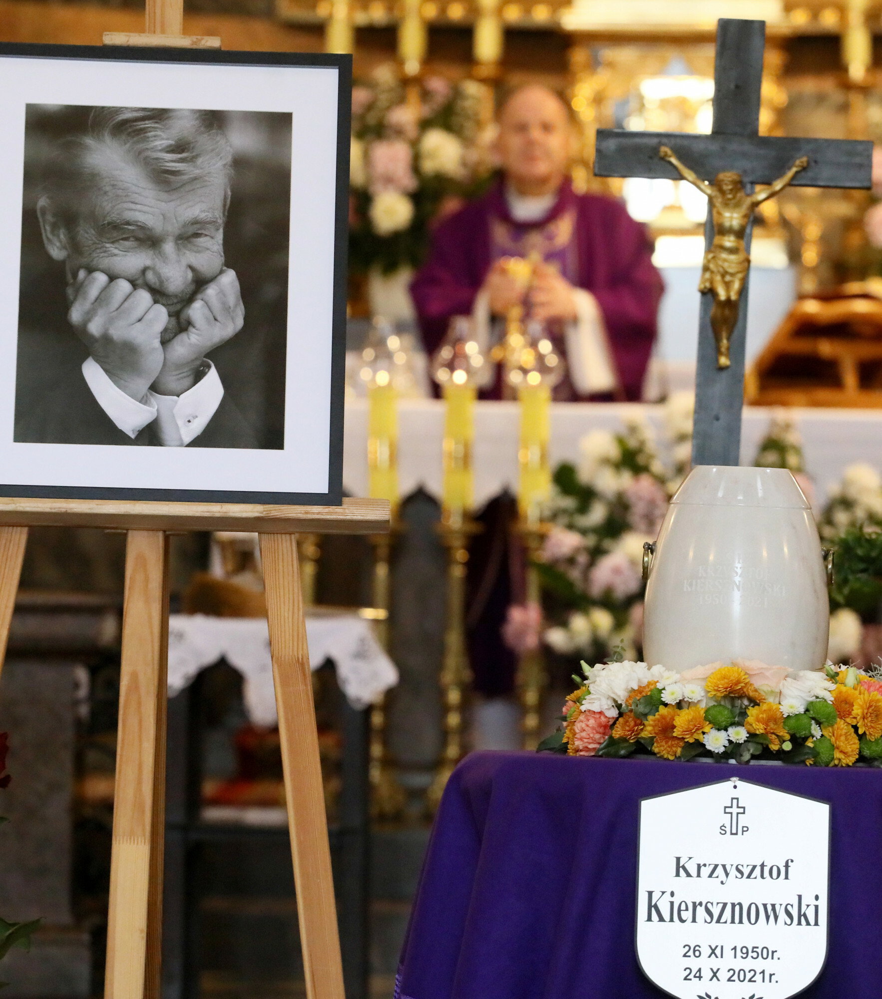 Urna z prochami Krzysztofa Kiersznowskiego