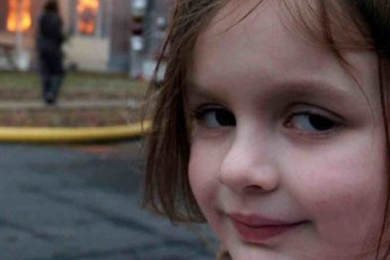 Jak wygląda dziewczynka z mema "Disaster Girl" dziś?