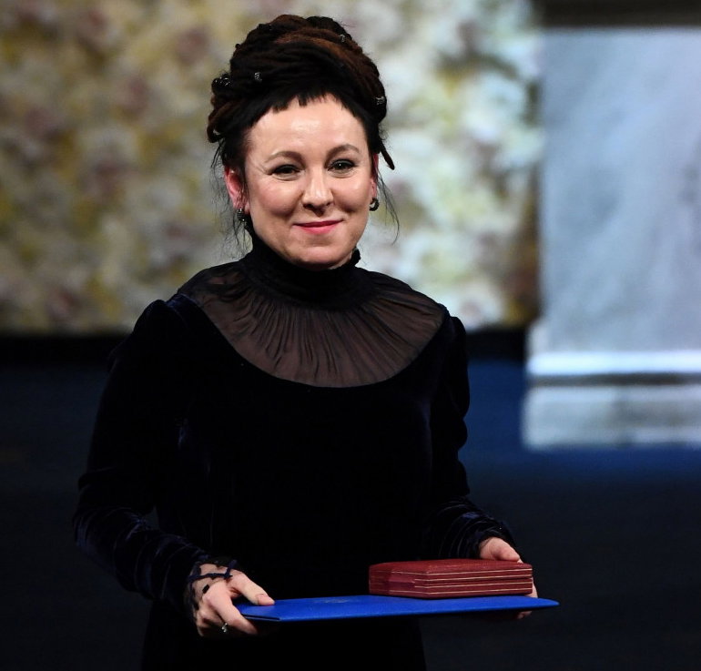 Olga Tokarczuk odebrała Nagrodę Nobla