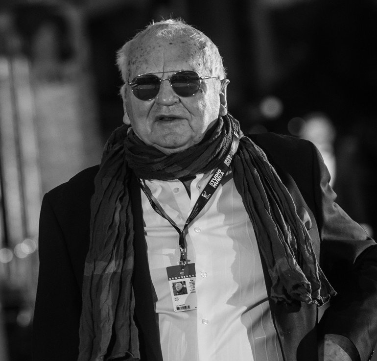 Jerzy Gruza nie żyje.