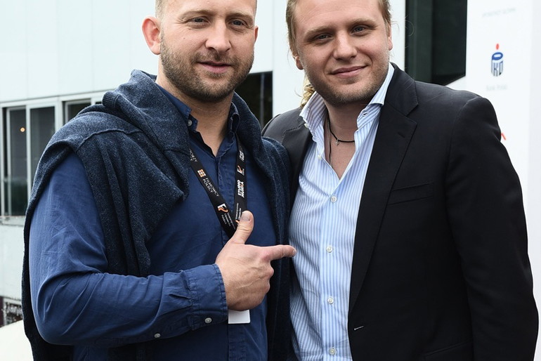 Borys Szyc żegna Piotra Woźniaka Staraka