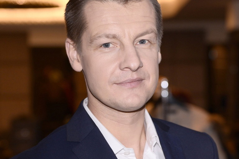 Z kim spotykał się Rafał Mroczek?