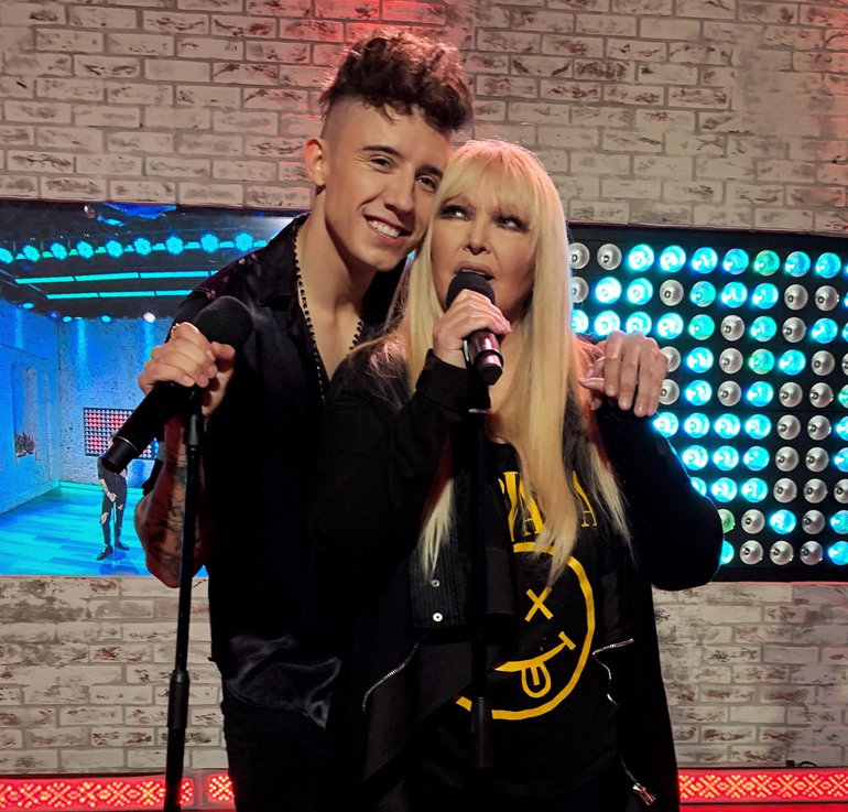 Dawid Kwiatkowski i Maryla Rodowicz w piosence Shallow Lady Gagi