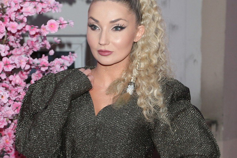 Cleo o zarobkach