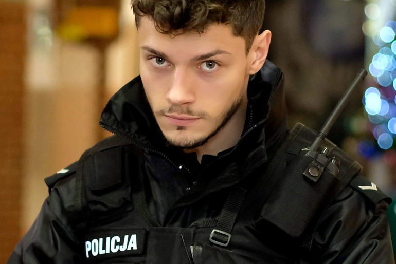 Bartek Piekarski w Policjantkach i policjantach