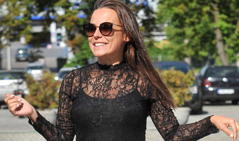 Anna Mucha w tiulowej spódnicy