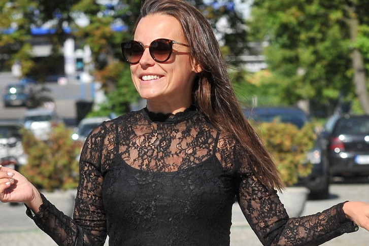 Anna Mucha w tiulowej spódnicy