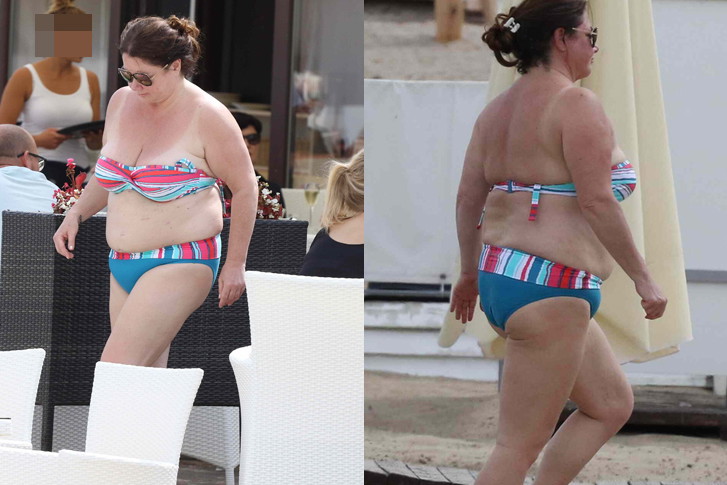 Katarzyna Niezgoda w bikini nad morzem