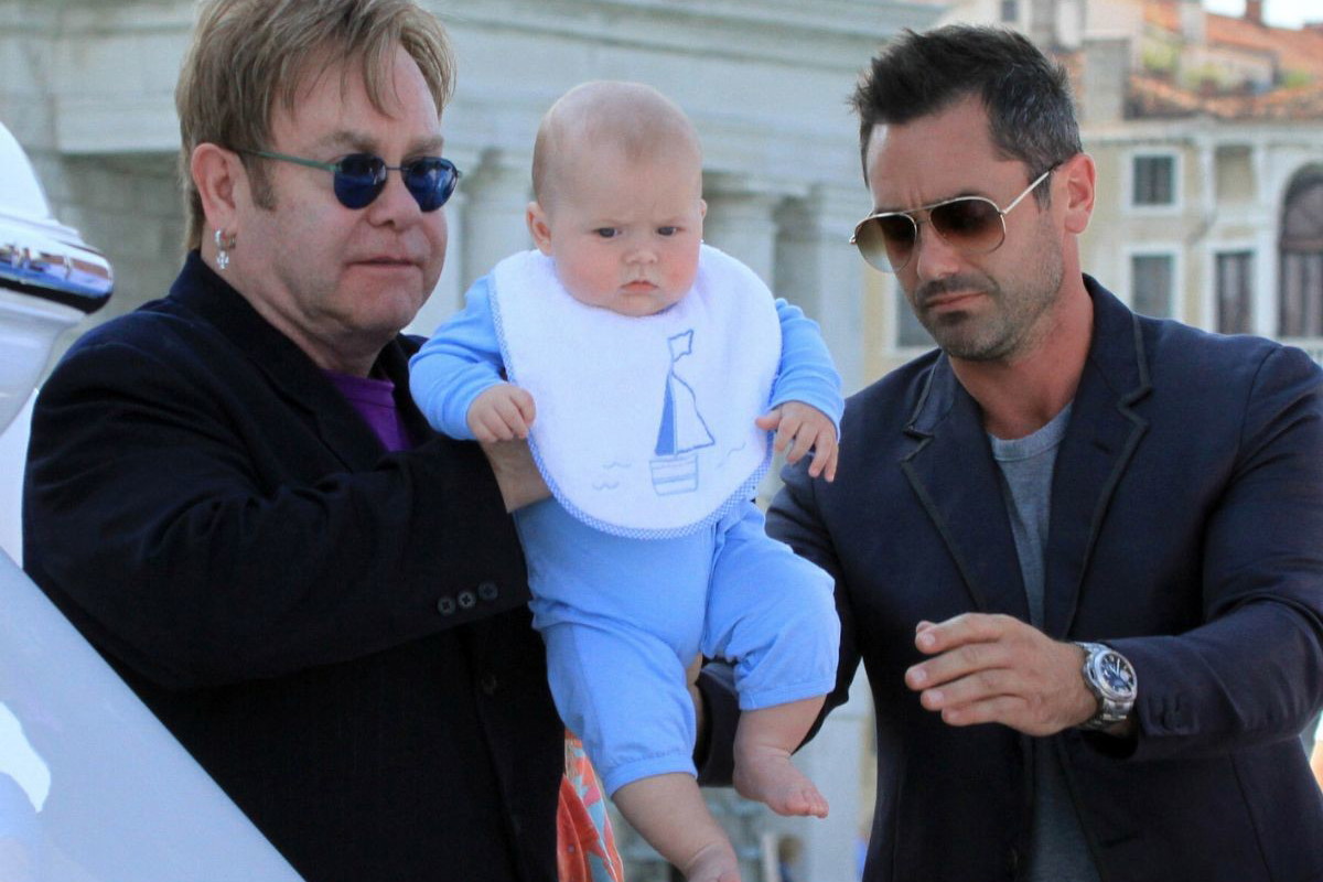 Elton John z partnerem i synem