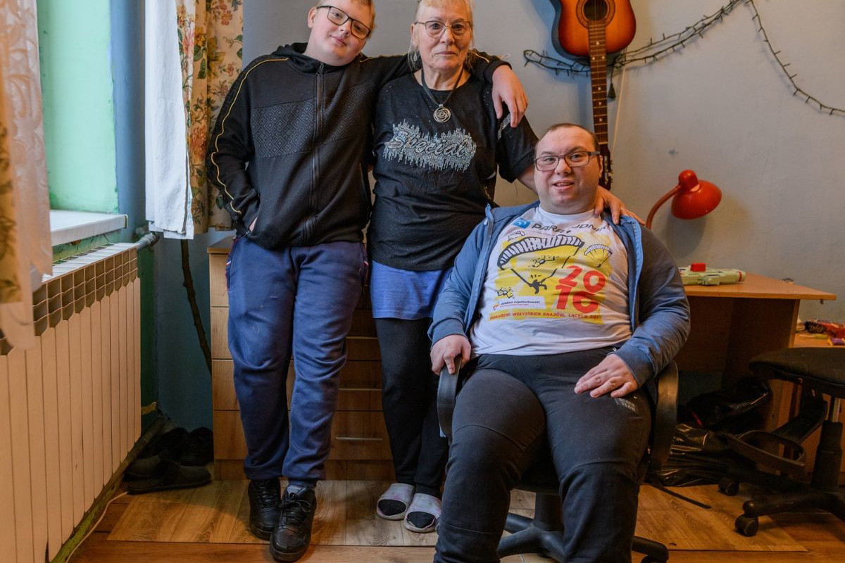 Nasz Nowy Dom: pani Halina z wnukami