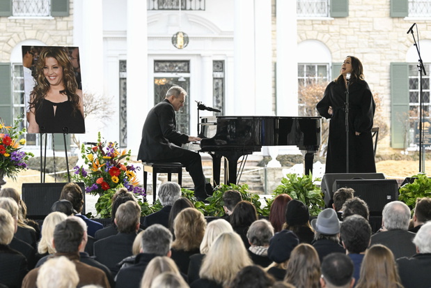 Publiczna ceremonia pogrzebowa Lisy Marie Presley